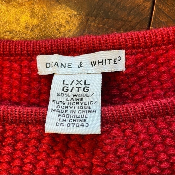 𝅺deane & White Red Knit Poncho Size L/XL - Picture 4 of 5